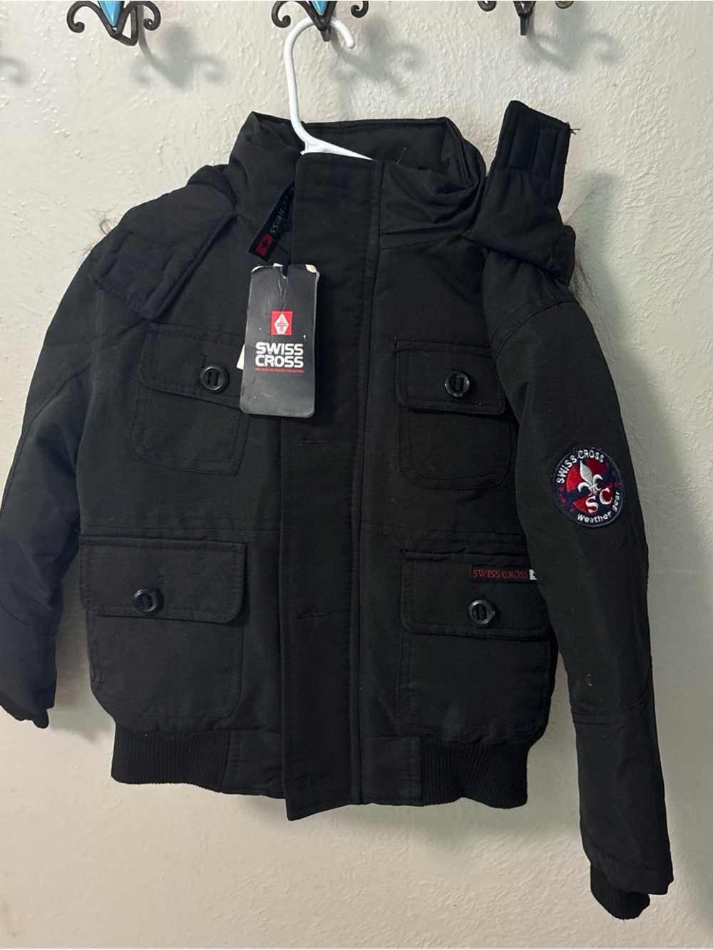 Kids Black Puffer Jacket Swiss Cross Size 4-7